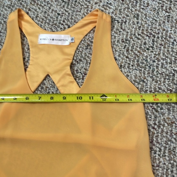 Rebecca Hampton Yellow Gold Sleeveless Women's Top. Small - Picture 7 of 10